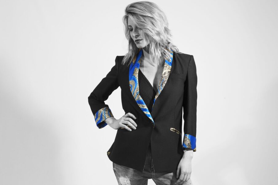 Angela Blazer India azul